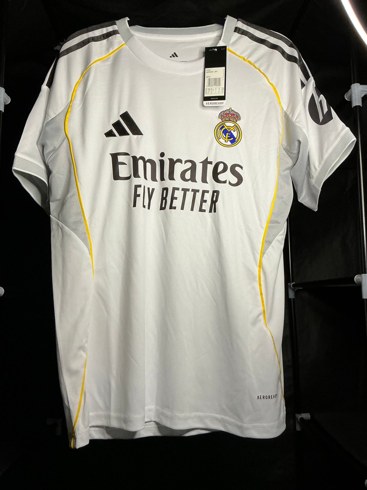 Real Madrid Home Kit Fan Version Size M