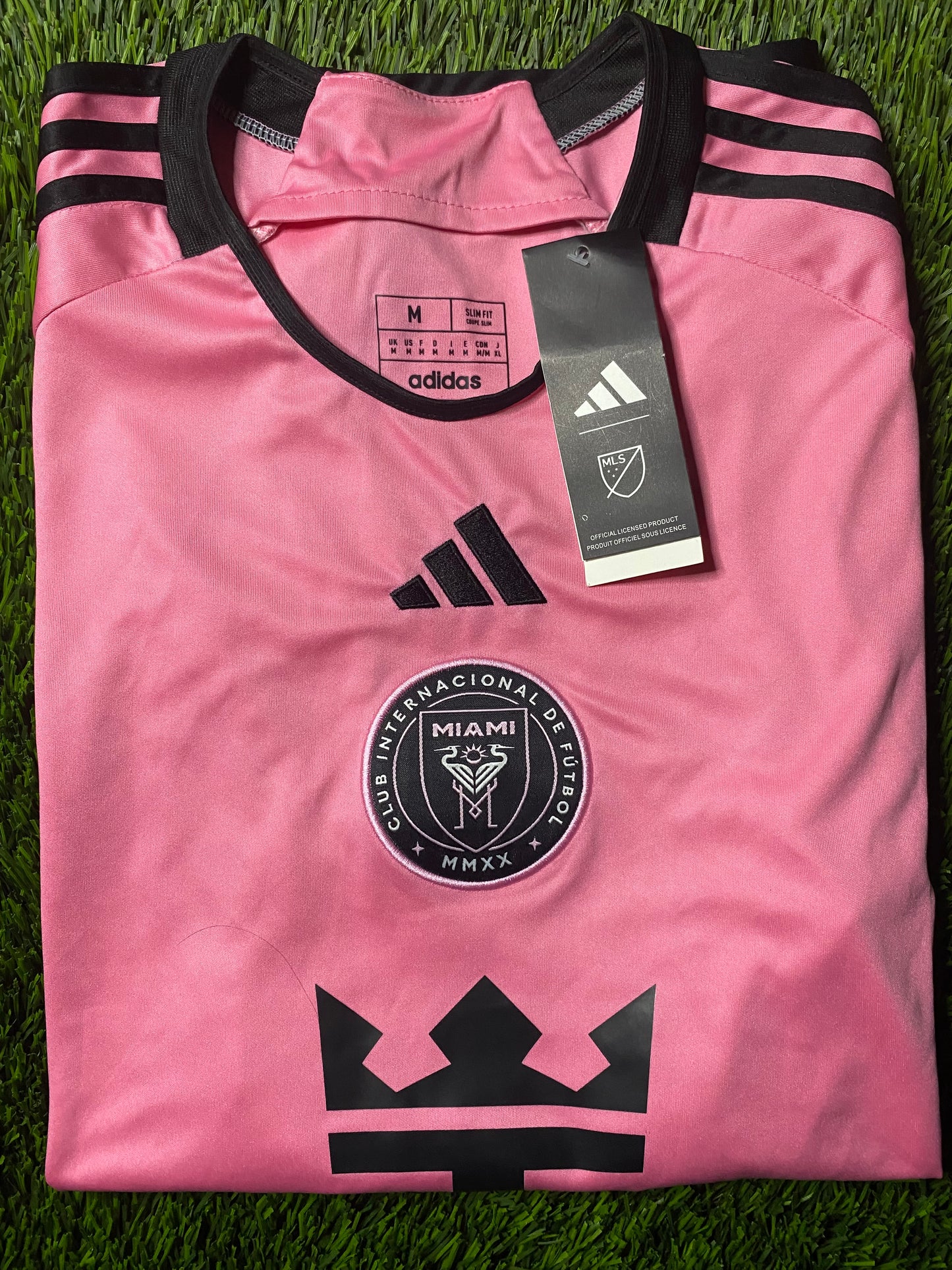 Inter Miami (Messi #10)Home Fan Version Size M (In Stock)