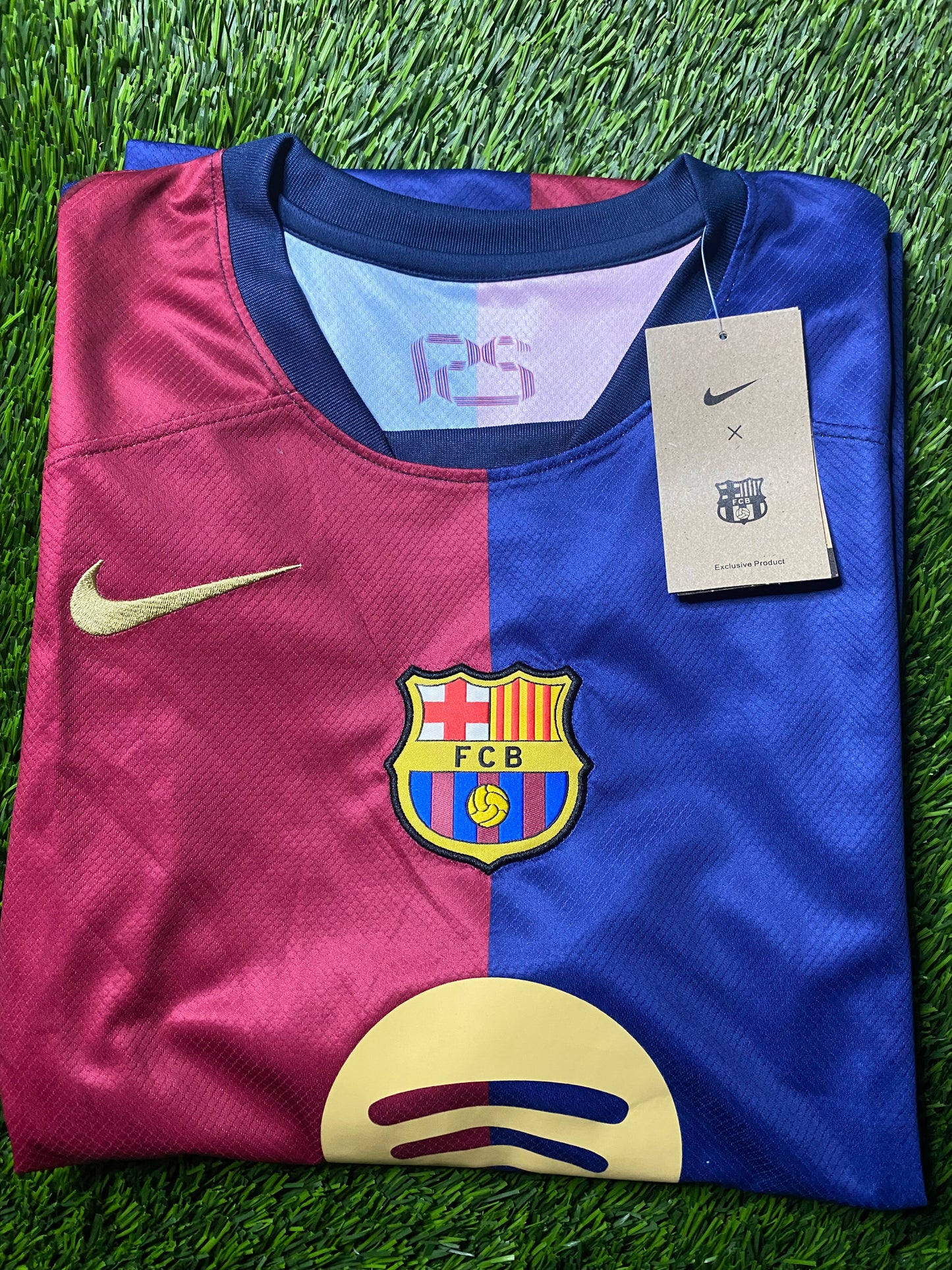 FC Barcelona Home Fan Version Size M (In Stock)