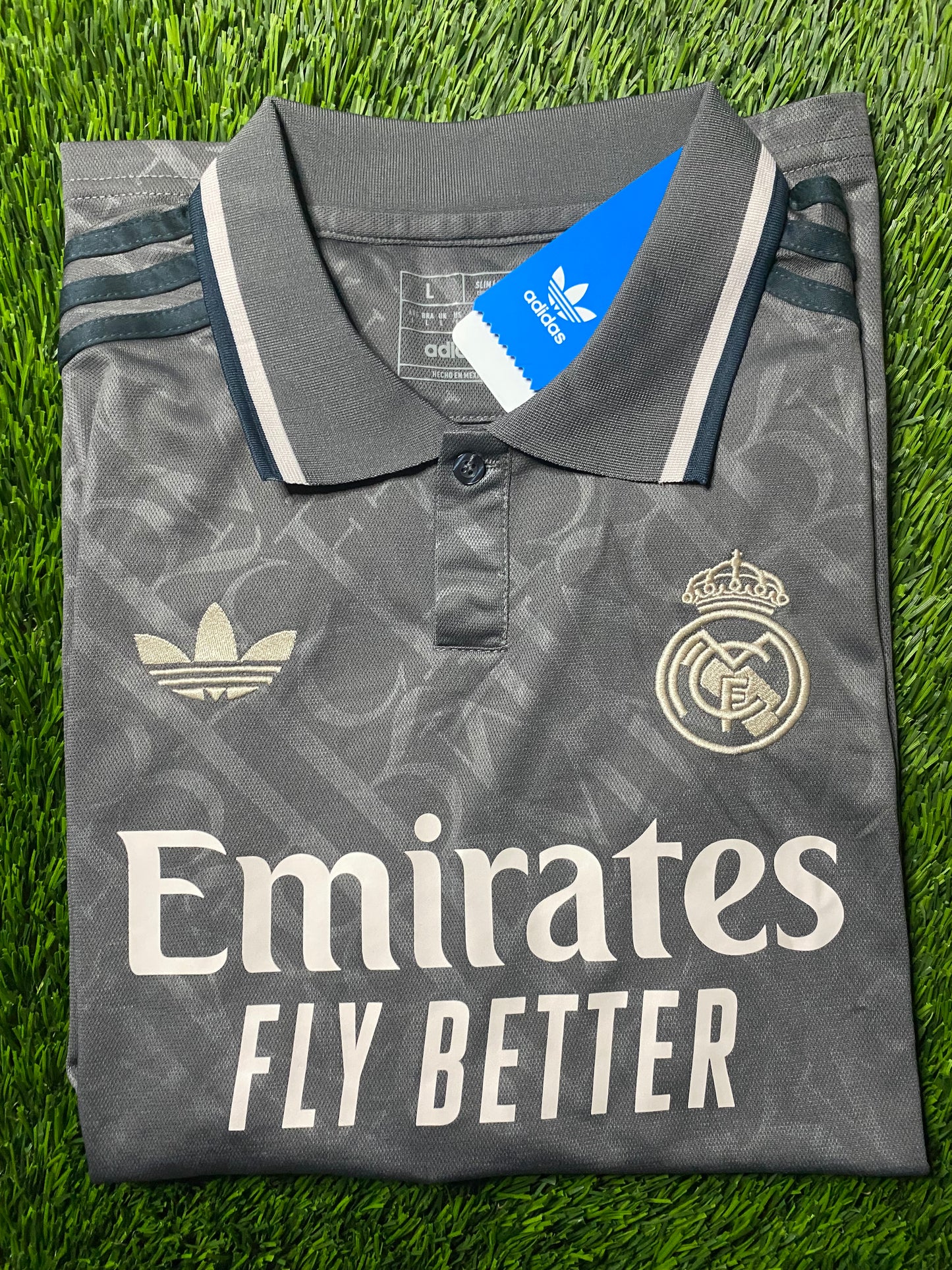 Real Madrid Third Kit Fan Version Size L (In Stock)