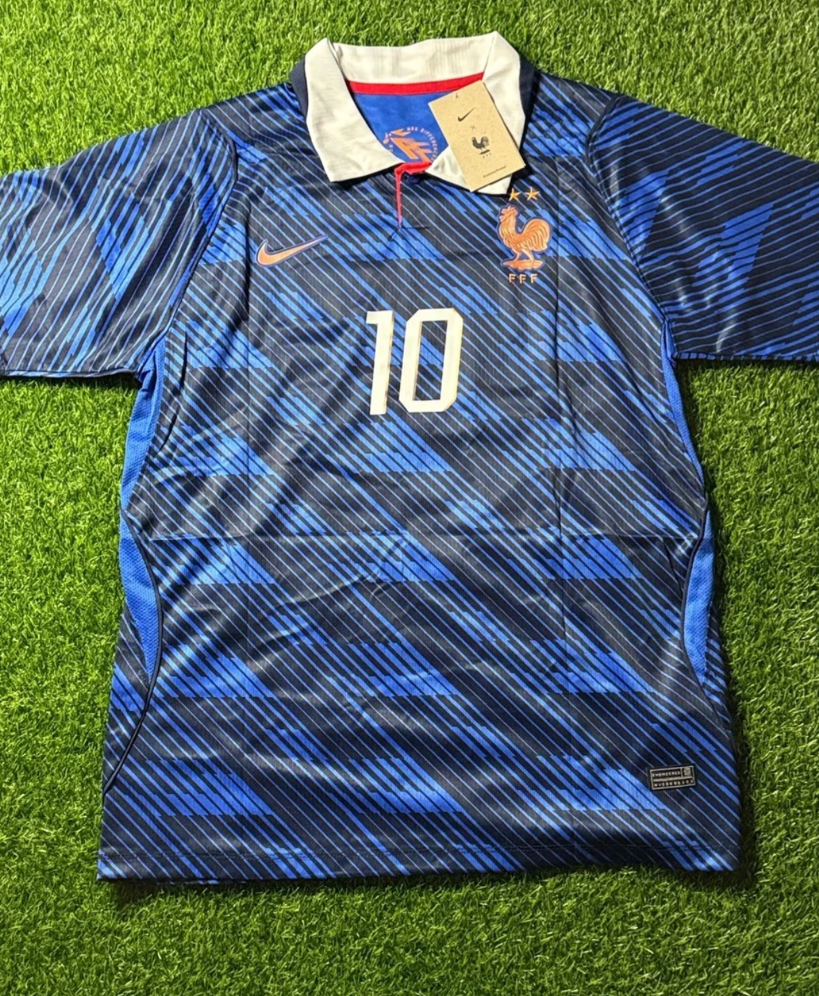 France Men's Blue Mbappe #10 Football Jersey Size L with White Collar Fan Version
